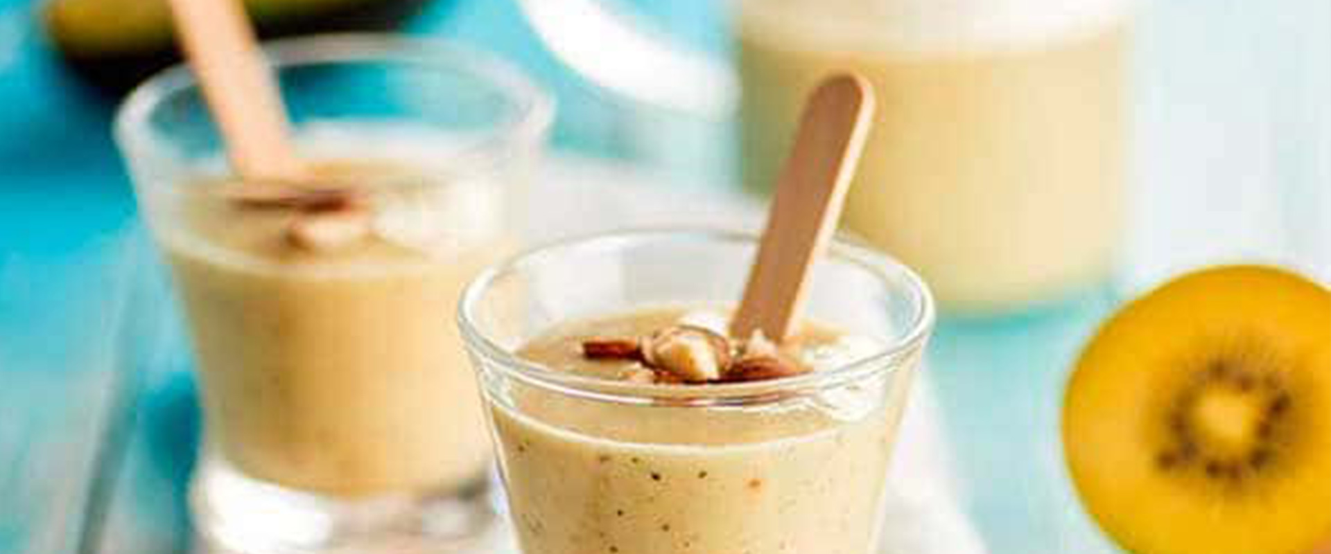 Banana-kiwi-avocado-skim-milk-and-hazelnut-smoothie-thumbnail.jpg