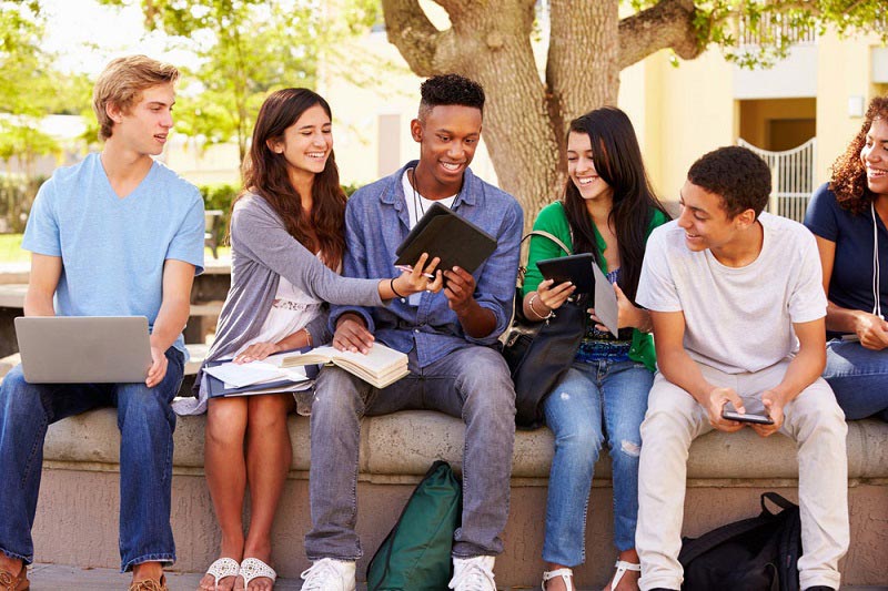 Green kiwifruit: making teens feel better from the inside out